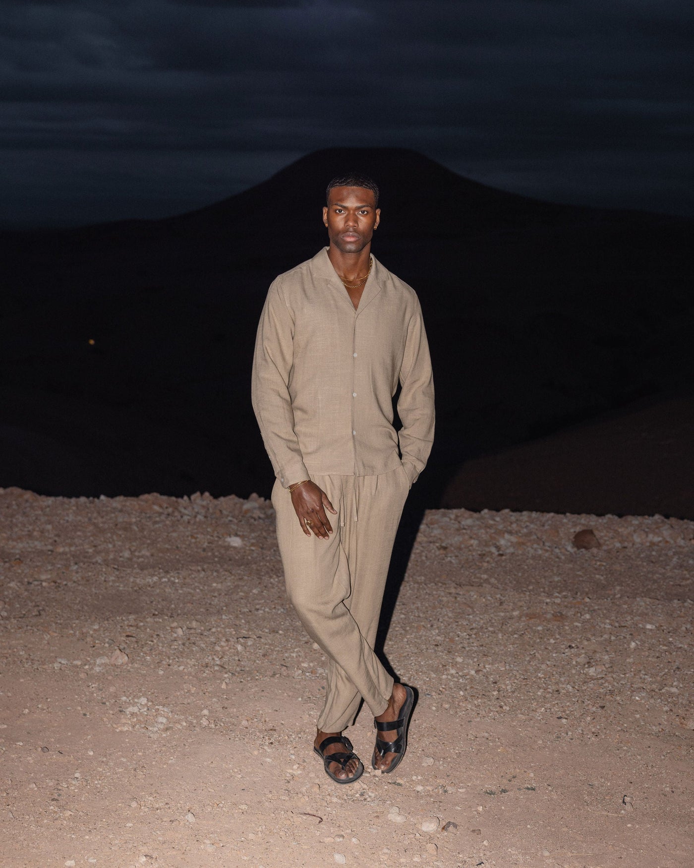 Chemise Lin pour homme, coloris Olive — vue 4 | COMOCLO